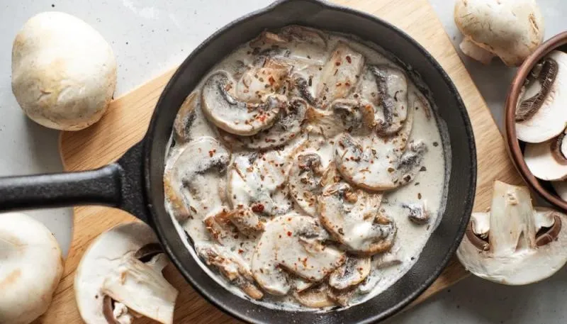 Assiette champignon crème